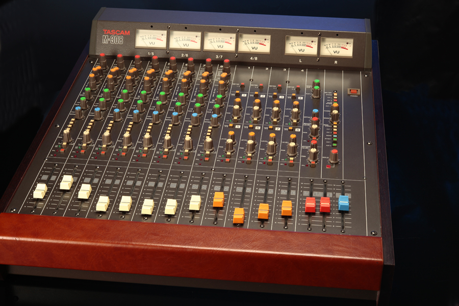 Tascam M308 8Channel Mixing Console Board Mixer 300 Series M308 w