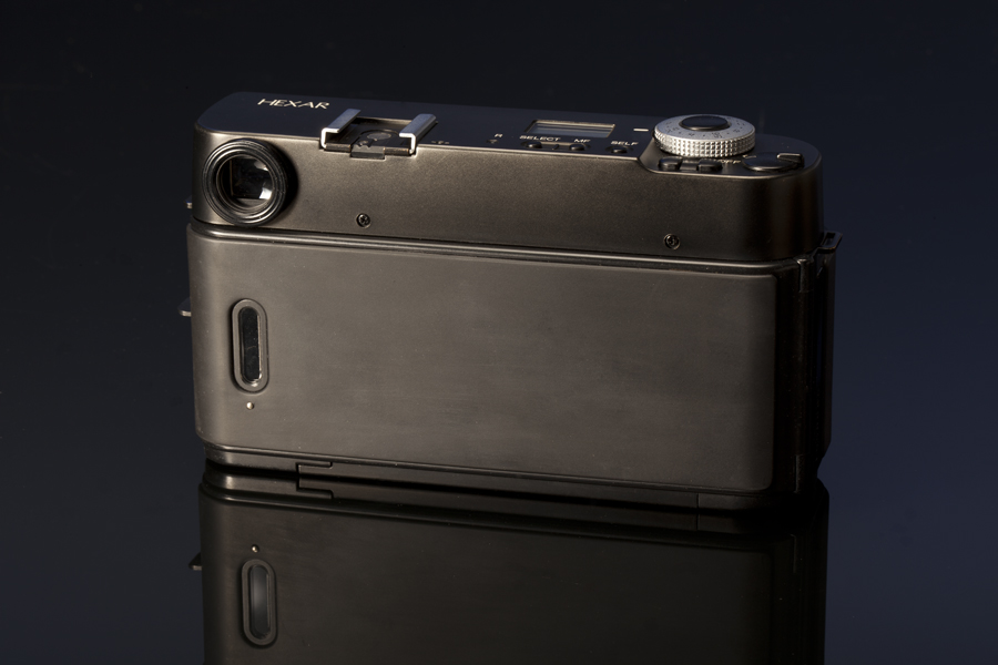 Konica Hexar AF 35mm Classic Rangefinder Style Camera w/ 35mm F2.0 